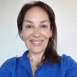 Berenice Alarcón, Profesora de Educación Básica.