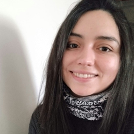 Camila Tranamil, Profesora de ciencias.